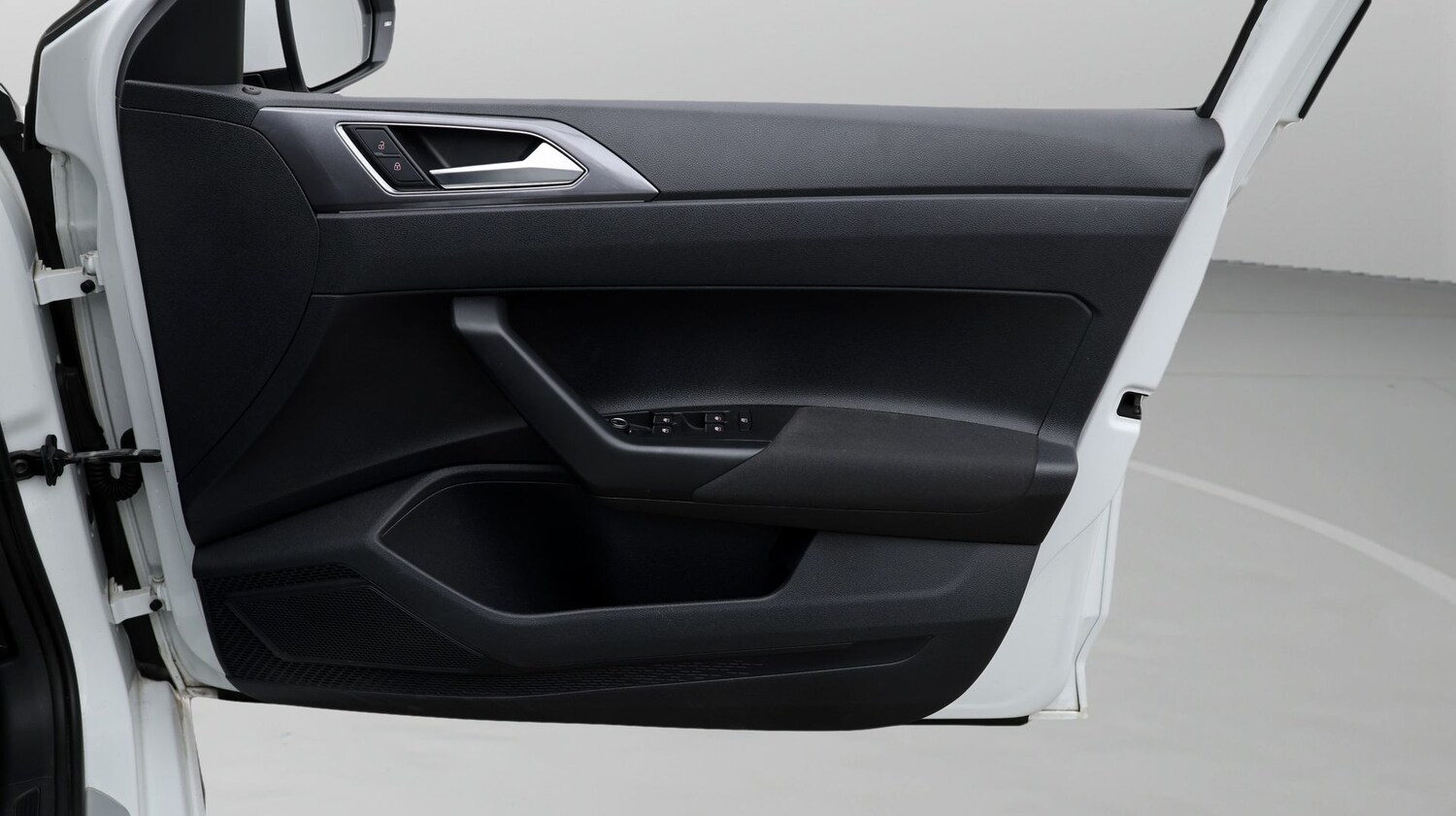 Used Volkswagen Polo 2019 for sale - 77618624: Photo 15