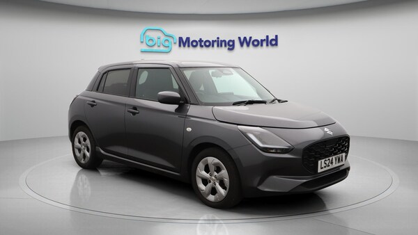 Used Suzuki Swift 2024 for sale - 76307206: Photo 2