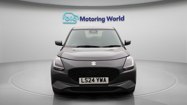 Used Suzuki Swift 2024 for sale - 76307206: Photo 3
