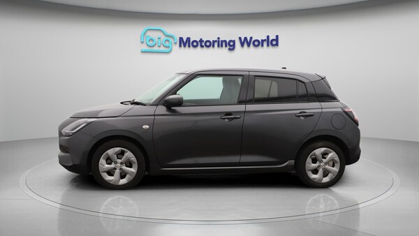 Used Suzuki Swift 2024 for sale - 76307206: Photo 5