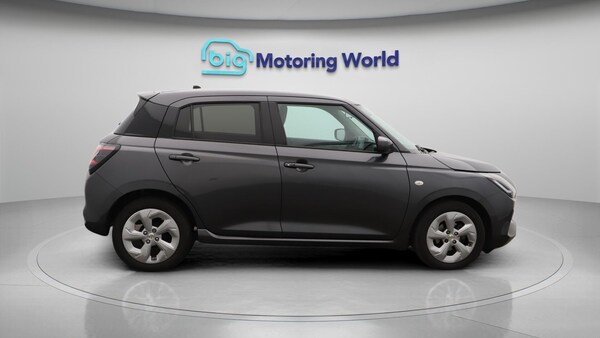 Used Suzuki Swift 2024 for sale - 76307206: Photo 9