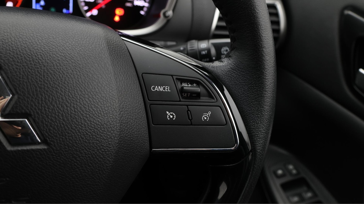 Used Mitsubishi Eclipse Cross 2019 for sale - 76513002: Photo 25