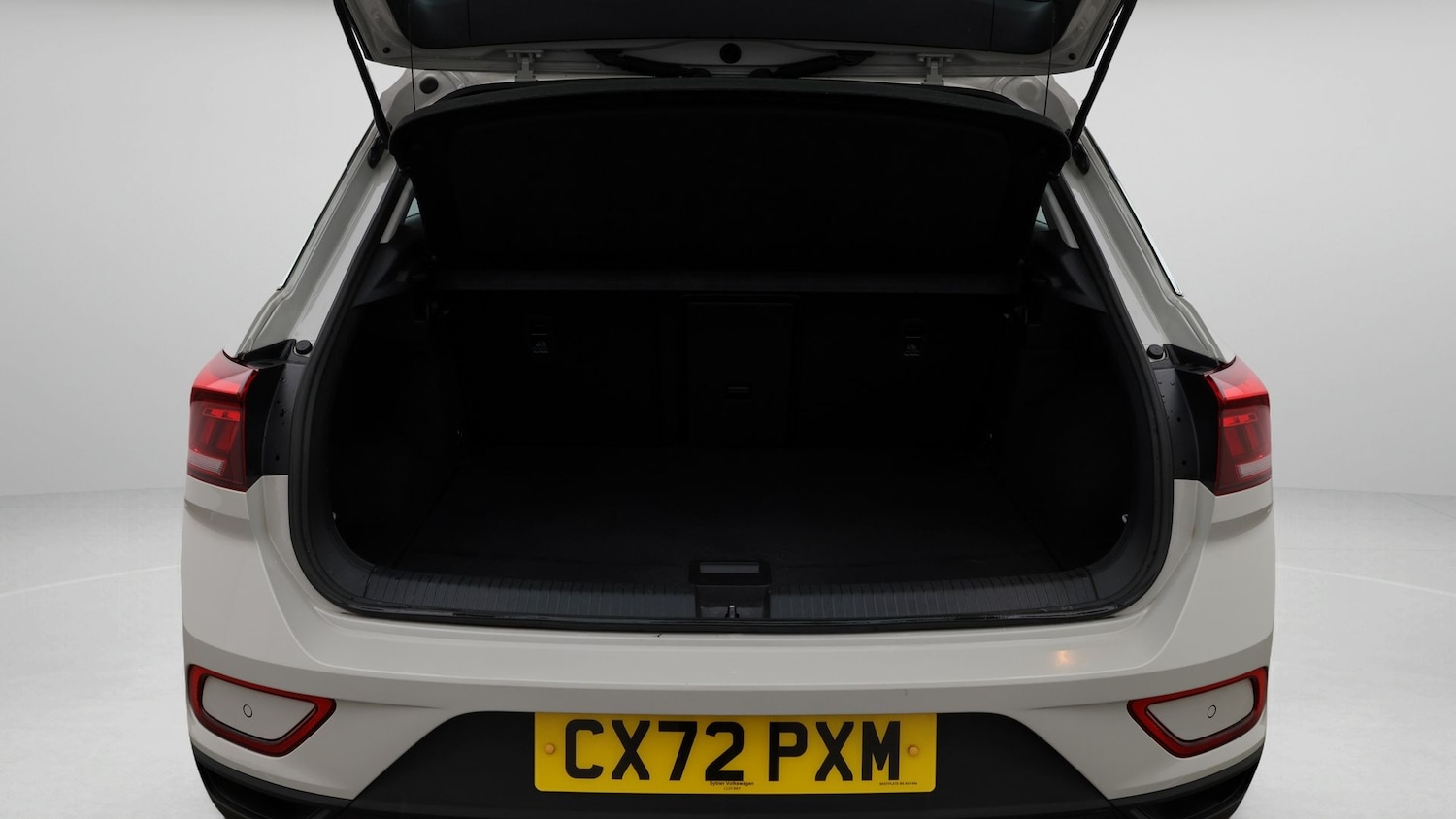 Used Volkswagen T-Roc 2023 for sale - 77460116: Photo 17