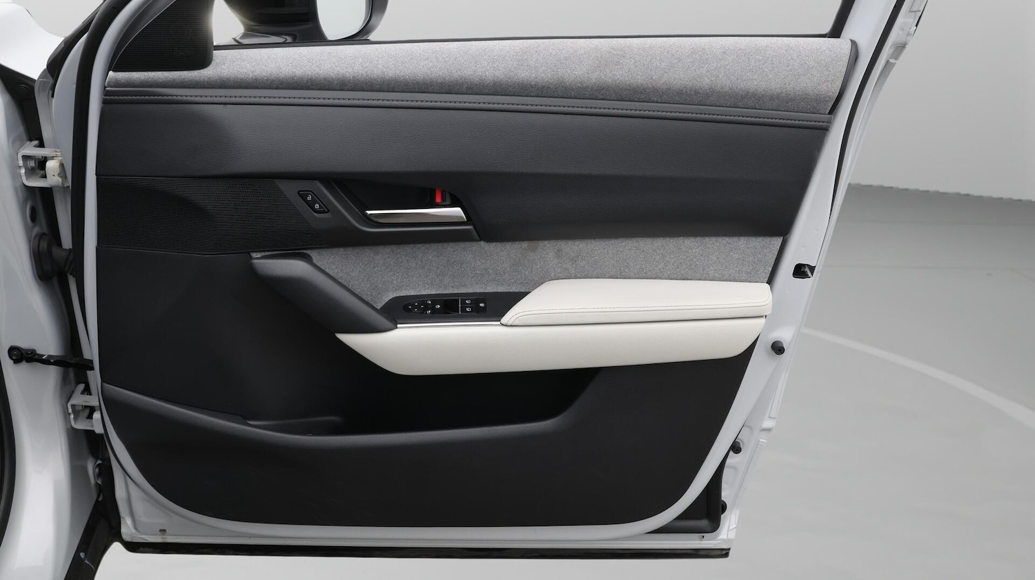 Used Mazda MX-30 2024 for sale - 76633331: Photo 16