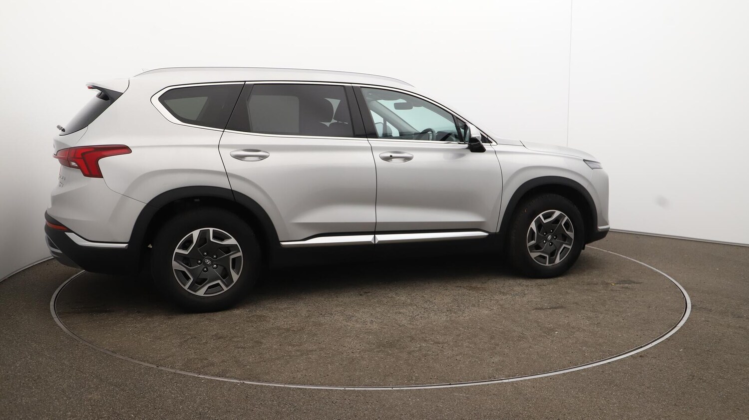 Used Hyundai Santa Fe 2023 for sale - 76071751: Photo 55