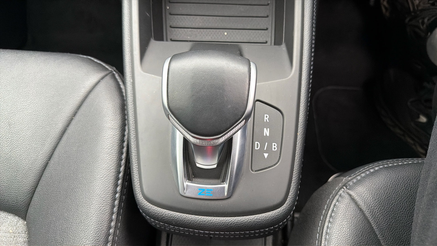 Used Renault Zoe 2022 for sale - 77947208: Photo 24