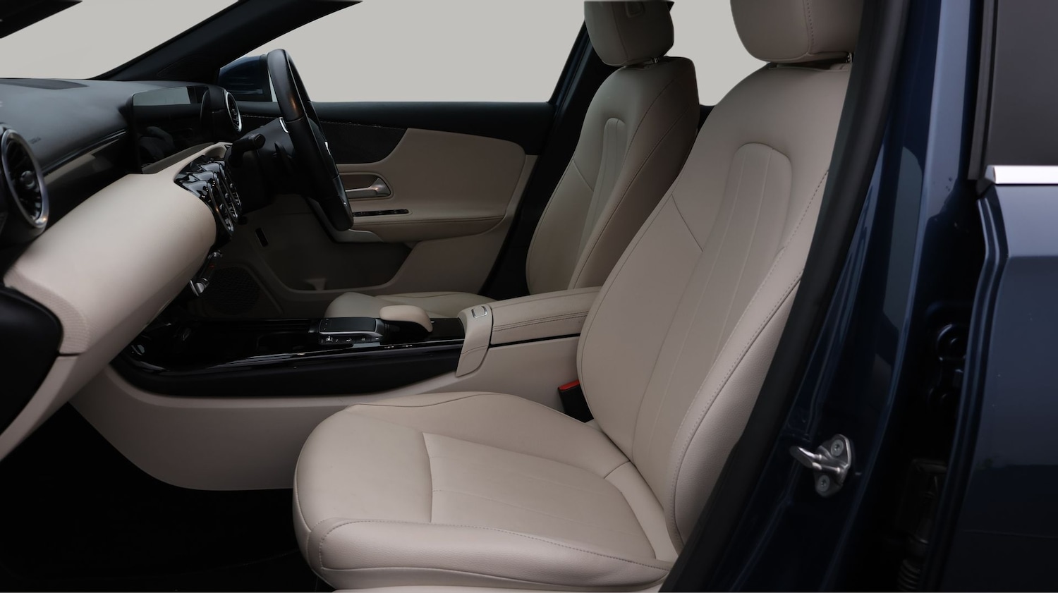 Used Mercedes-Benz A-Class 2022 for sale - 77833976: Photo 14