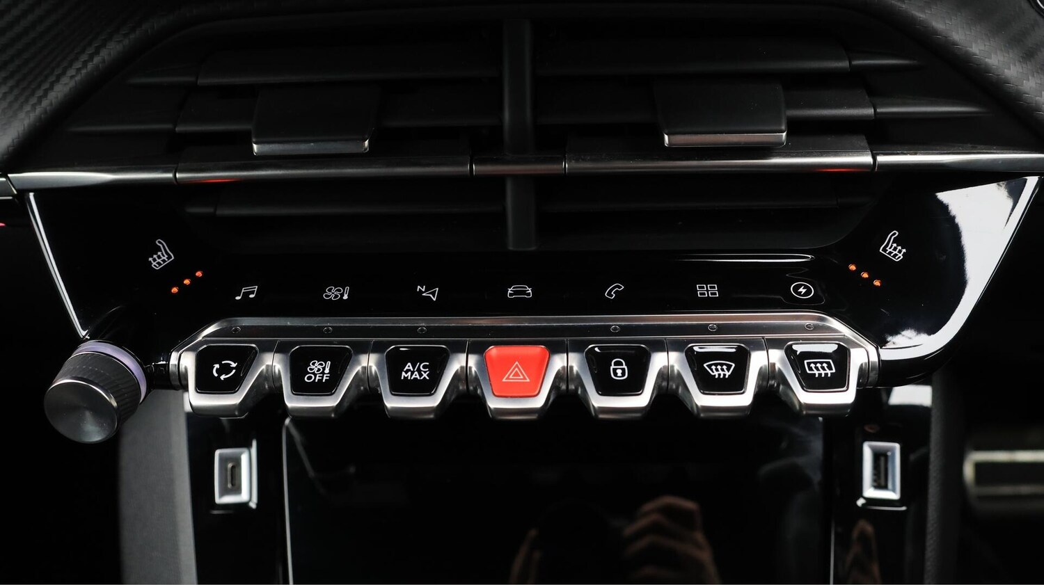 Used Peugeot 2008 2022 for sale - 76499567: Photo 13