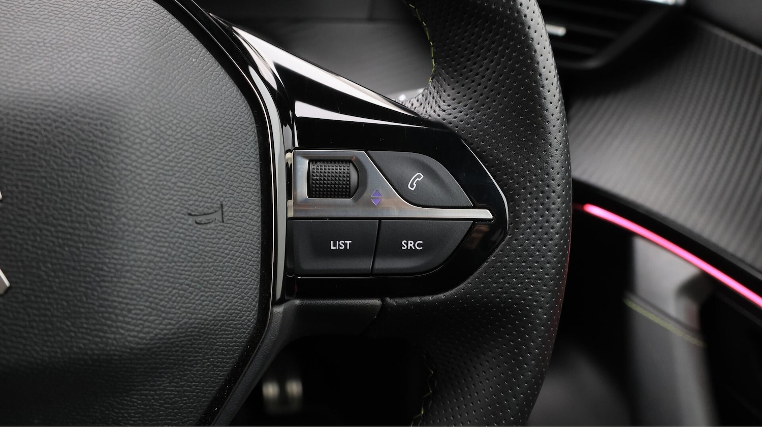 Used Peugeot 2008 2022 for sale - 76499567: Photo 26