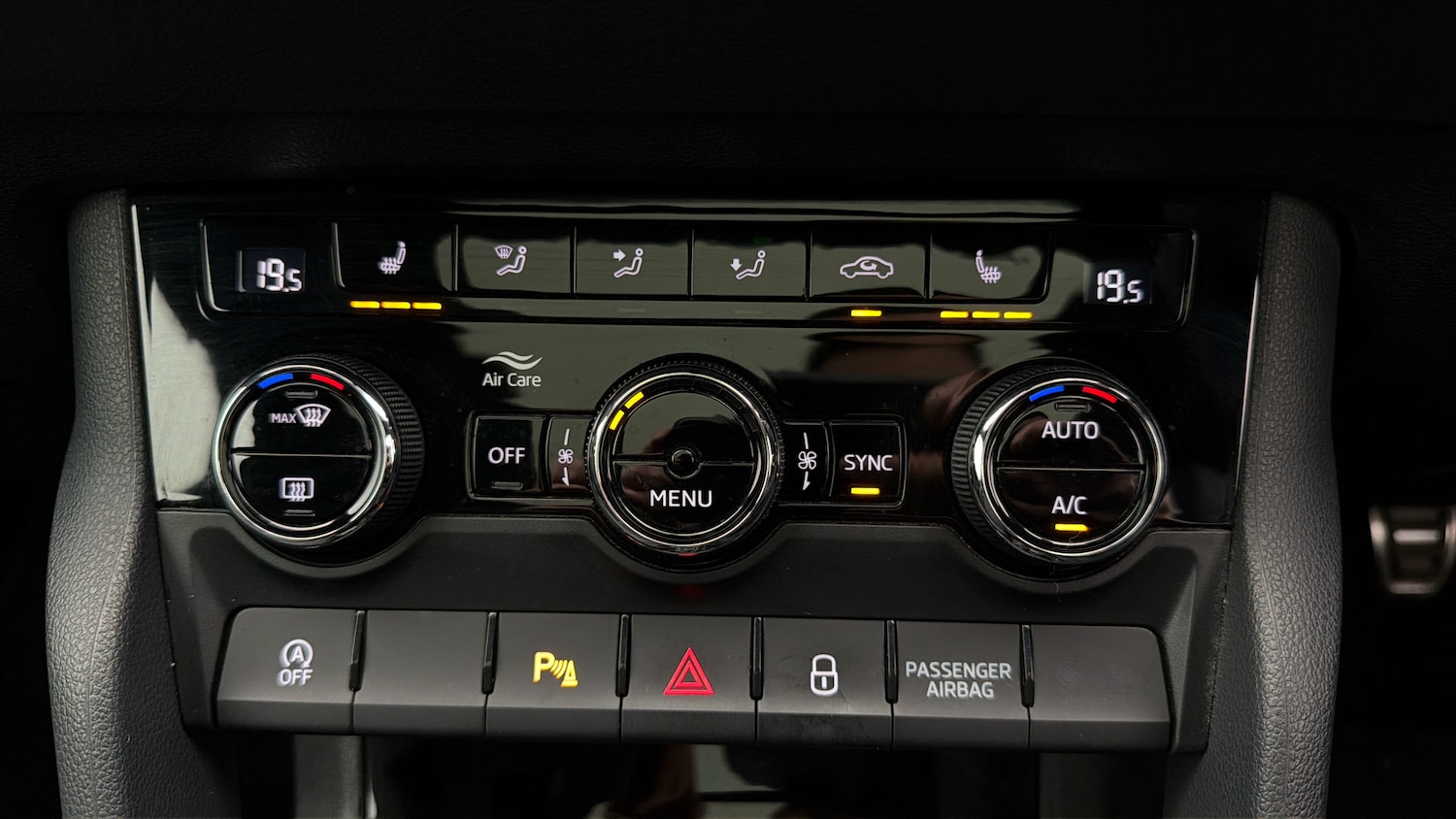 Used Skoda Karoq 2021 for sale - 78155624: Photo 11