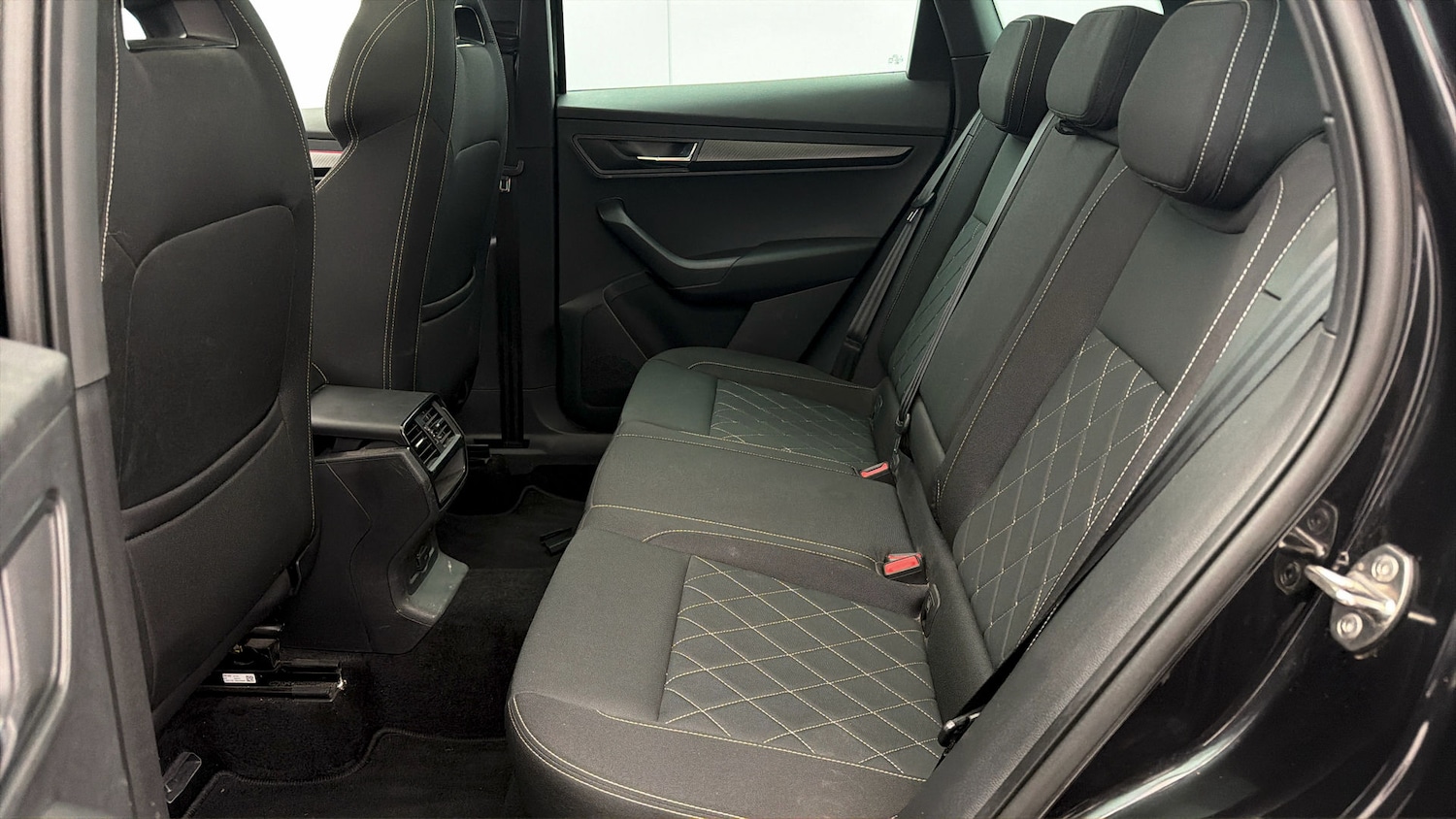 Used Skoda Karoq 2021 for sale - 78155624: Photo 15