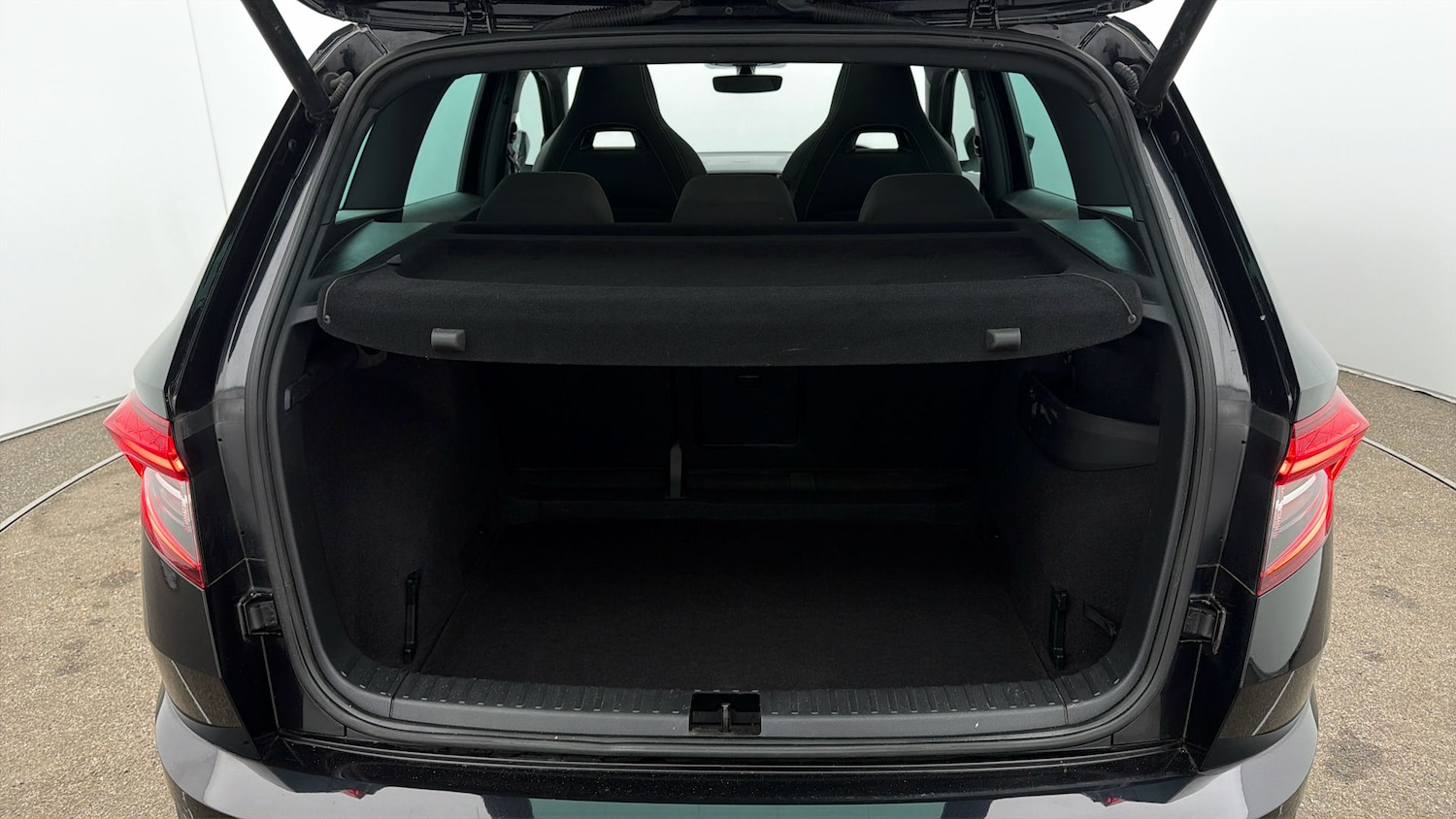 Used Skoda Karoq 2021 for sale - 78155624: Photo 16