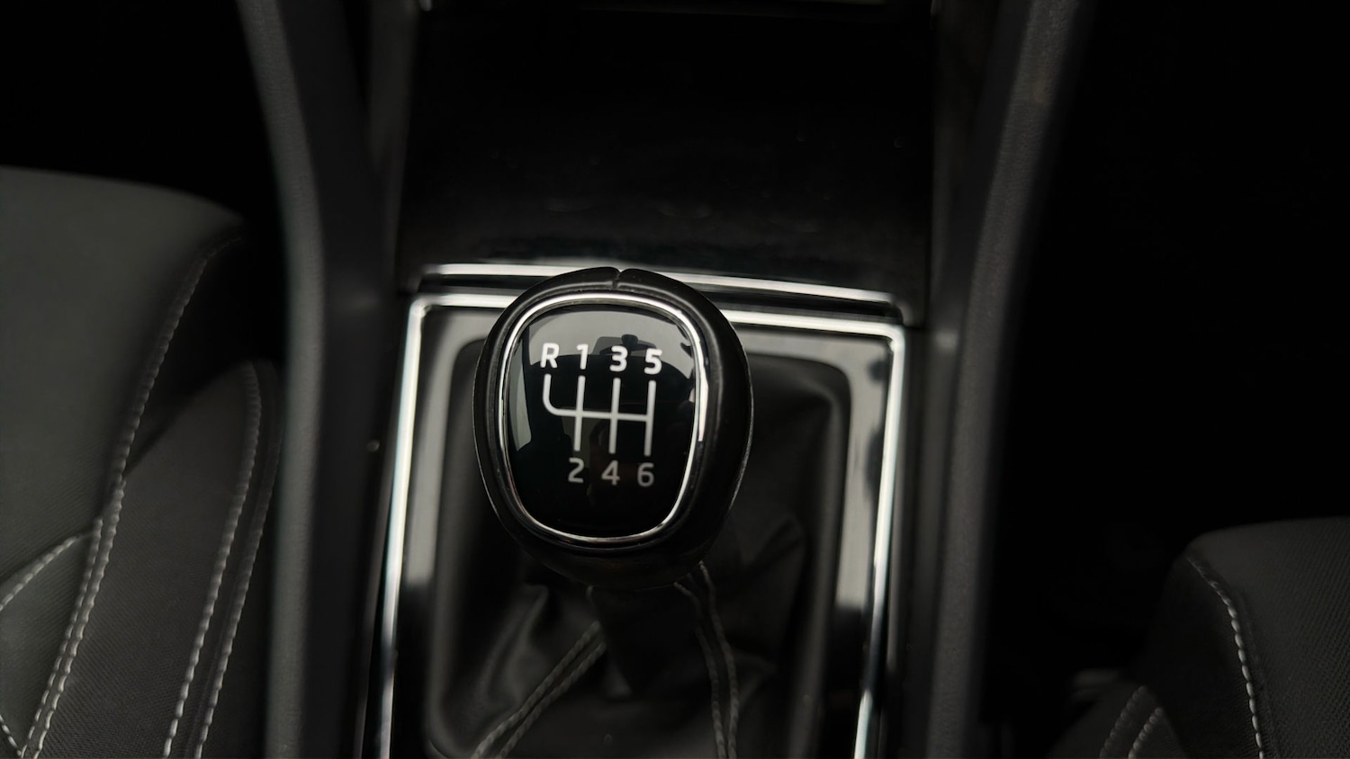 Used Skoda Karoq 2021 for sale - 78155624: Photo 25