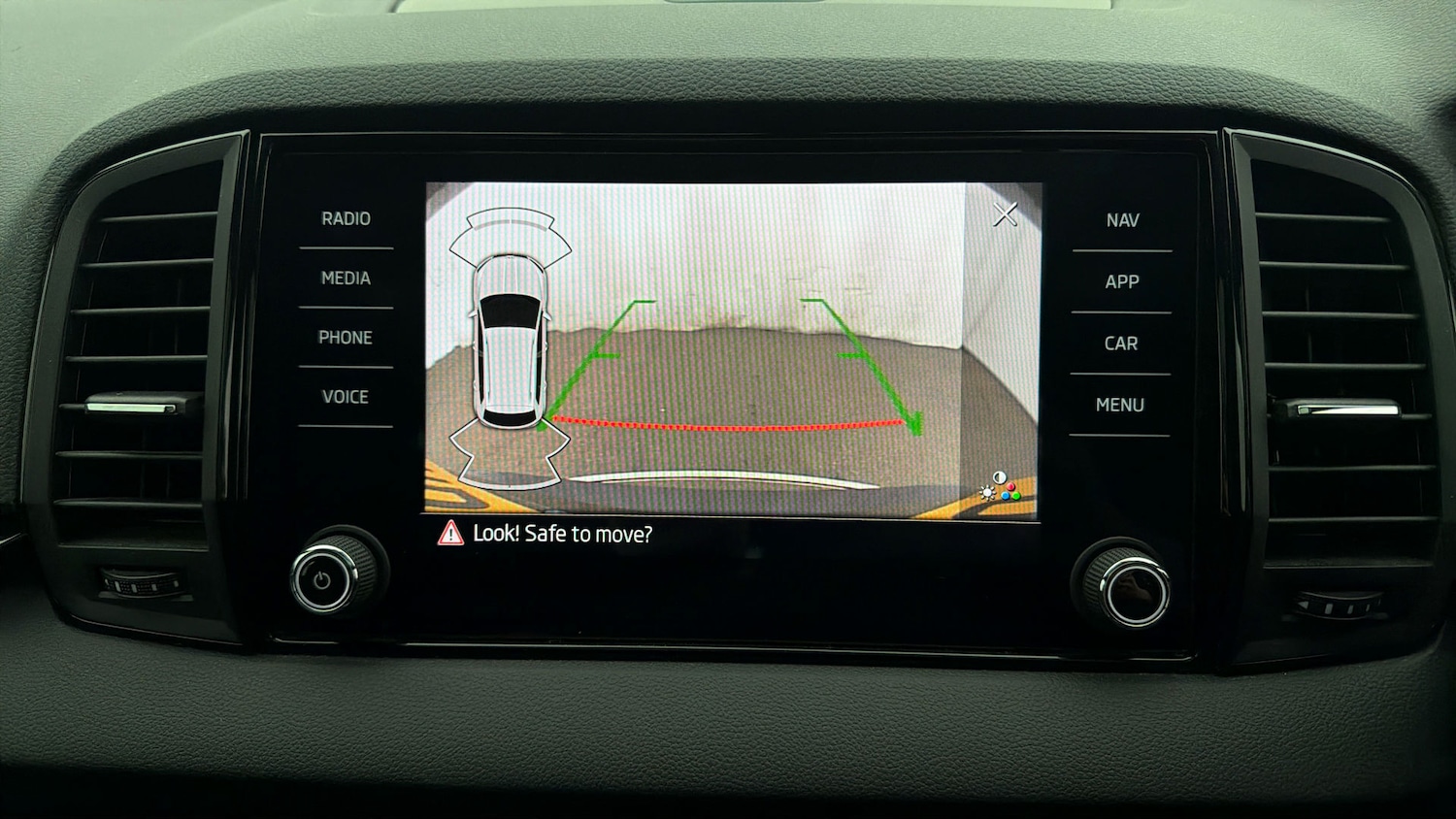 Used Skoda Karoq 2021 for sale - 78155624: Photo 27