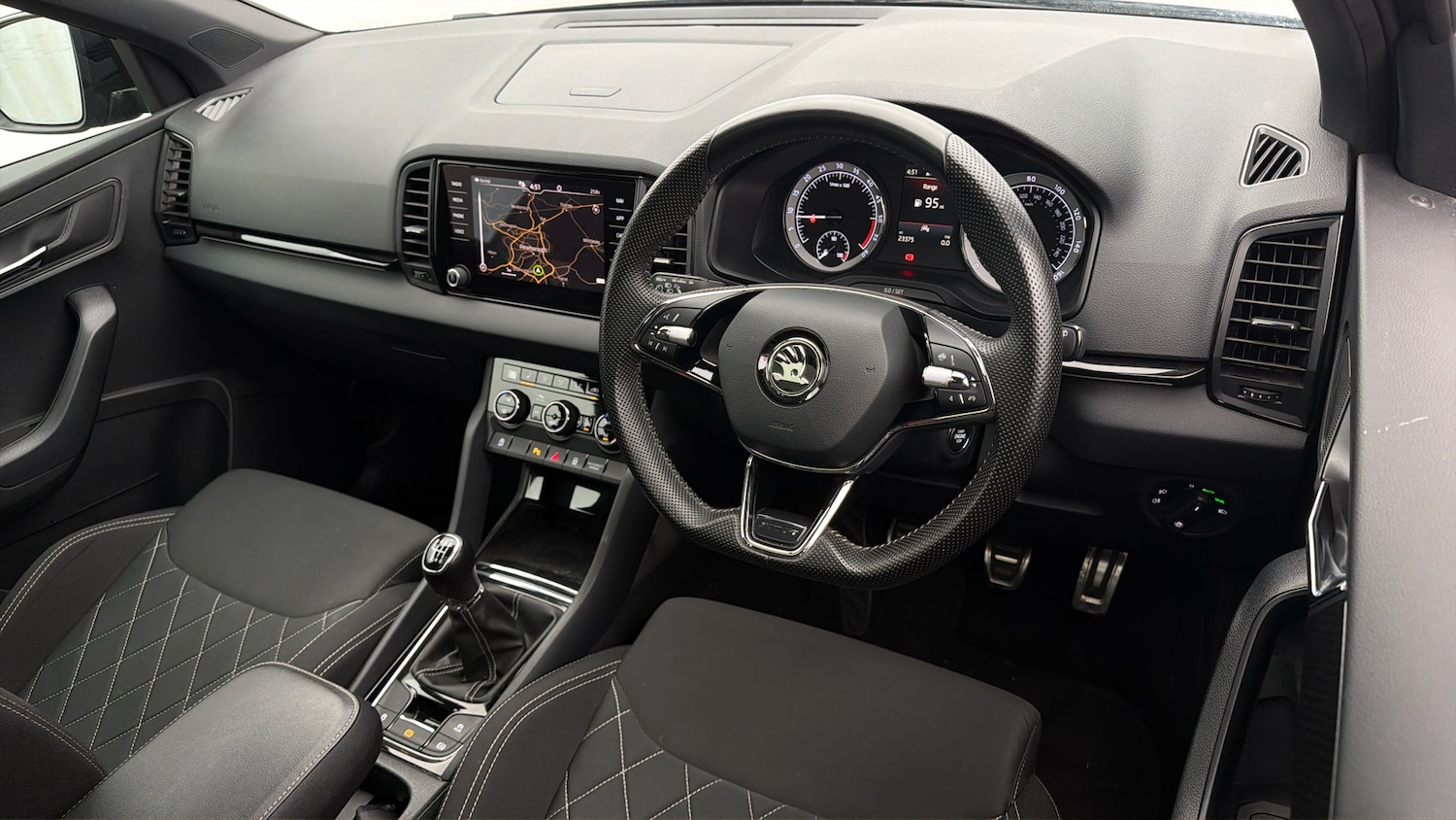 Used Skoda Karoq 2021 for sale - 78155624: Photo 9