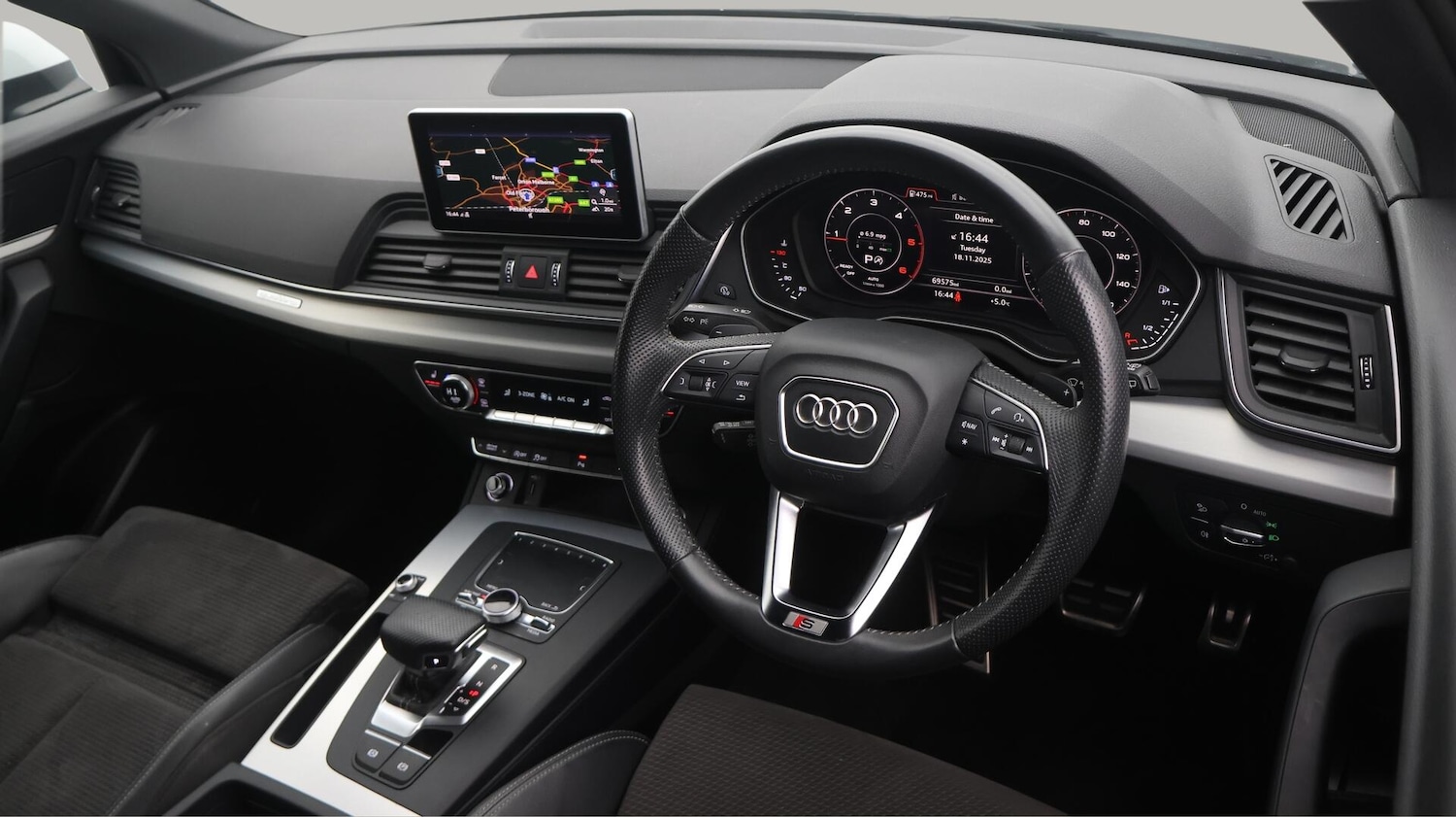 Used Audi Q5 2019 for sale - 76658134: Photo 10