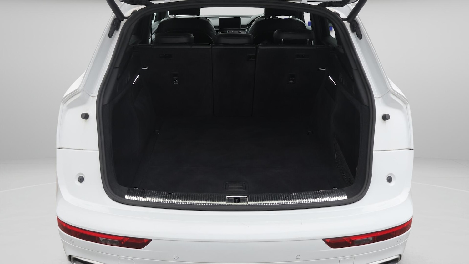 Used Audi Q5 2019 for sale - 76658134: Photo 18