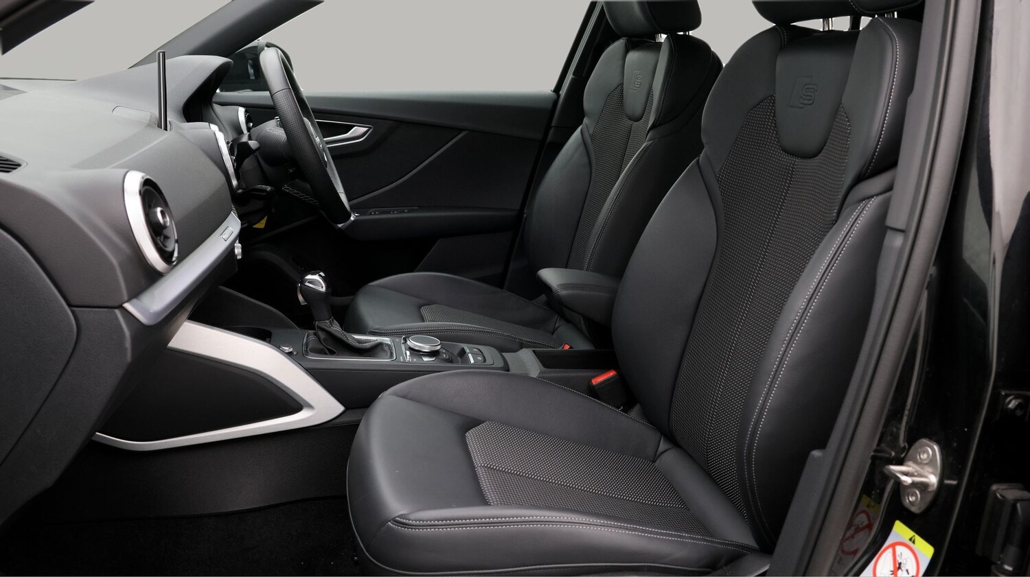 Used Audi Q2 for sale - 77674560: Photo 14