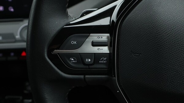 Used Peugeot 308 2023 for sale - 75991348: Photo 37