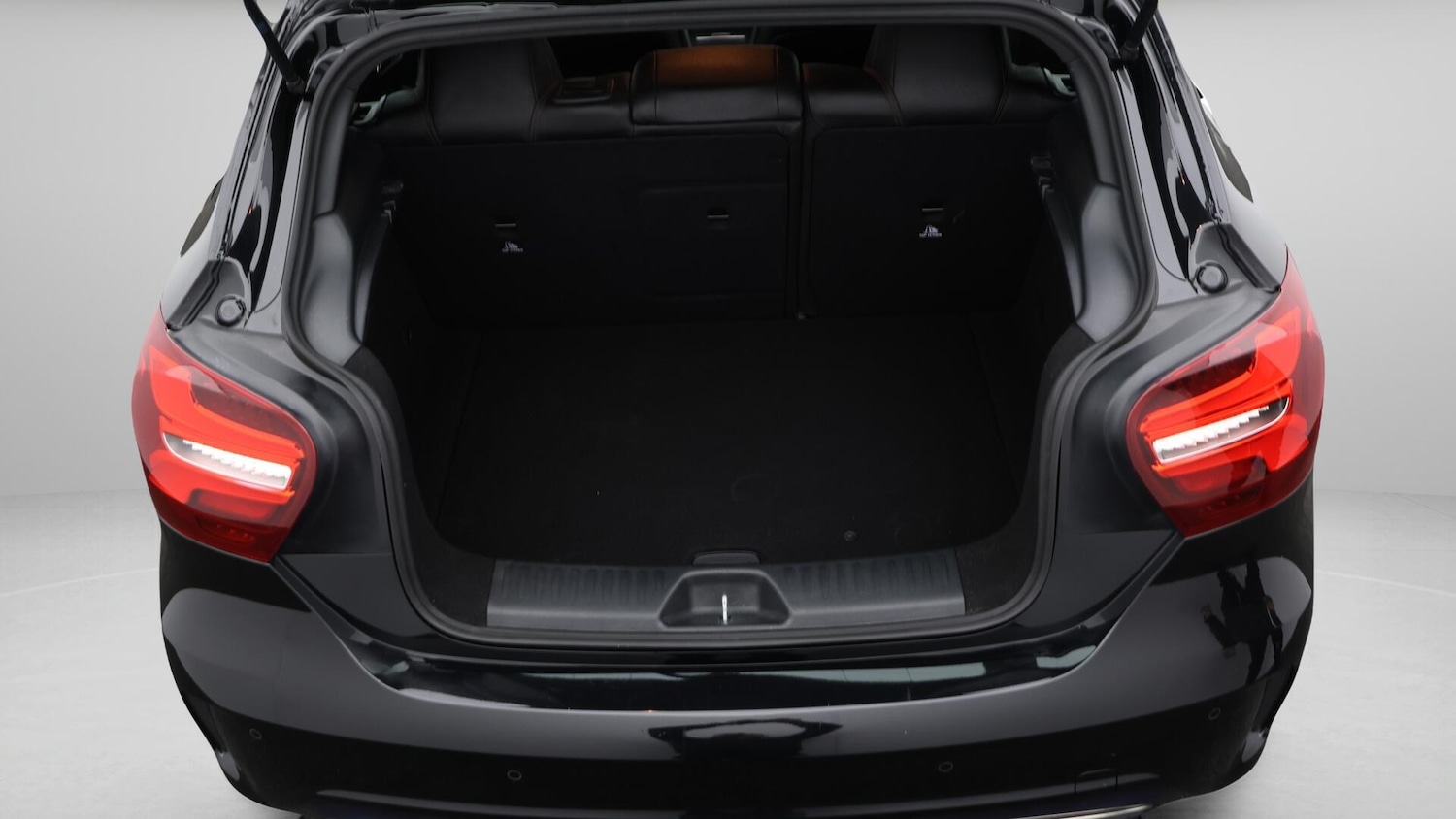 Used Mercedes-Benz A-Class 2018 for sale - 76499389: Photo 18