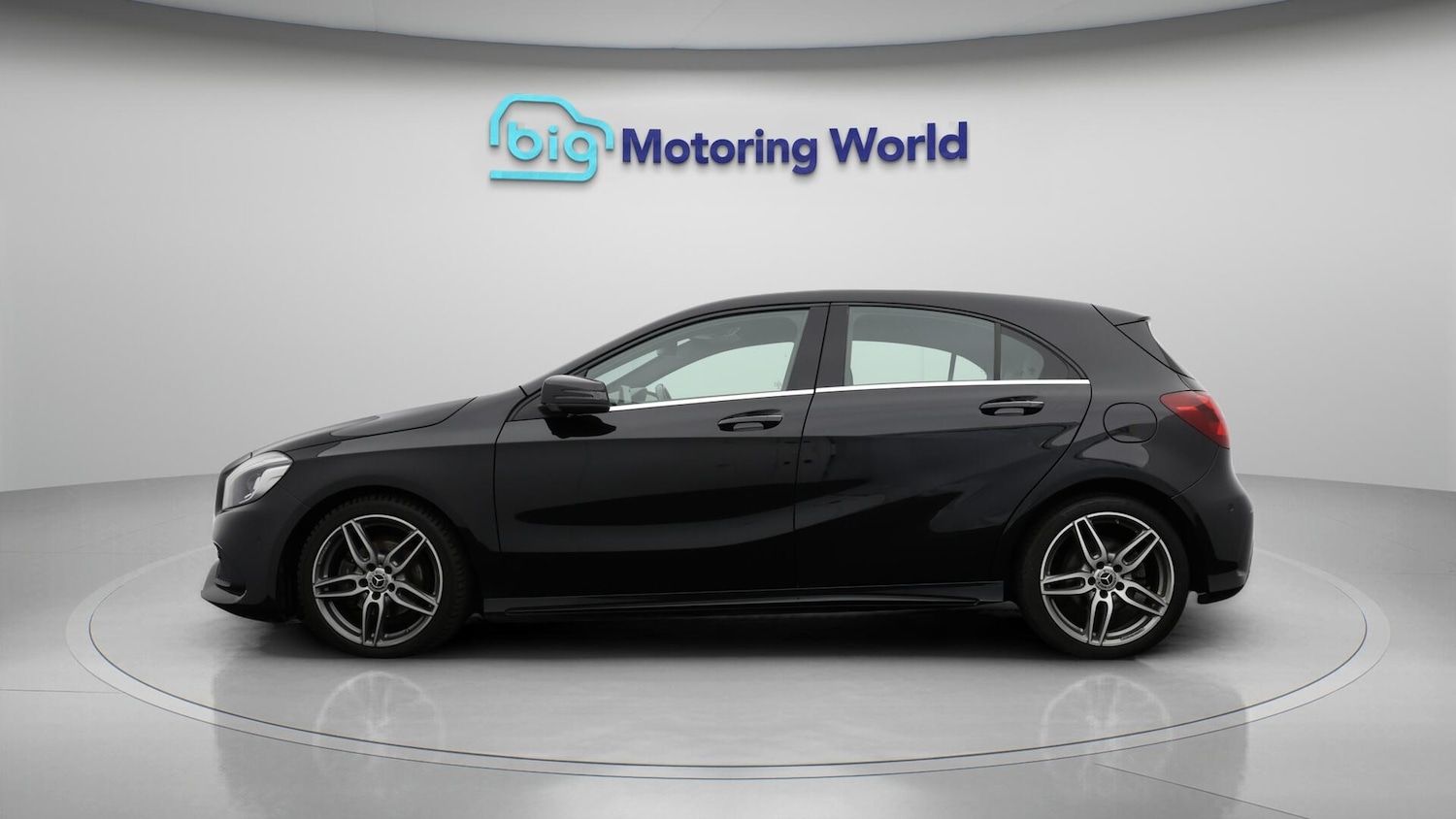 Used Mercedes-Benz A-Class 2018 for sale - 76499389: Photo 5