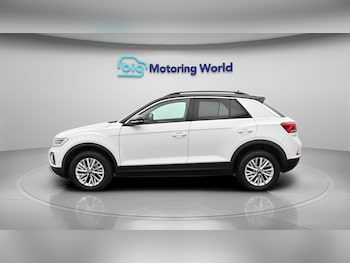 Used Volkswagen T-Roc 2023 for sale - 78627870: Photo