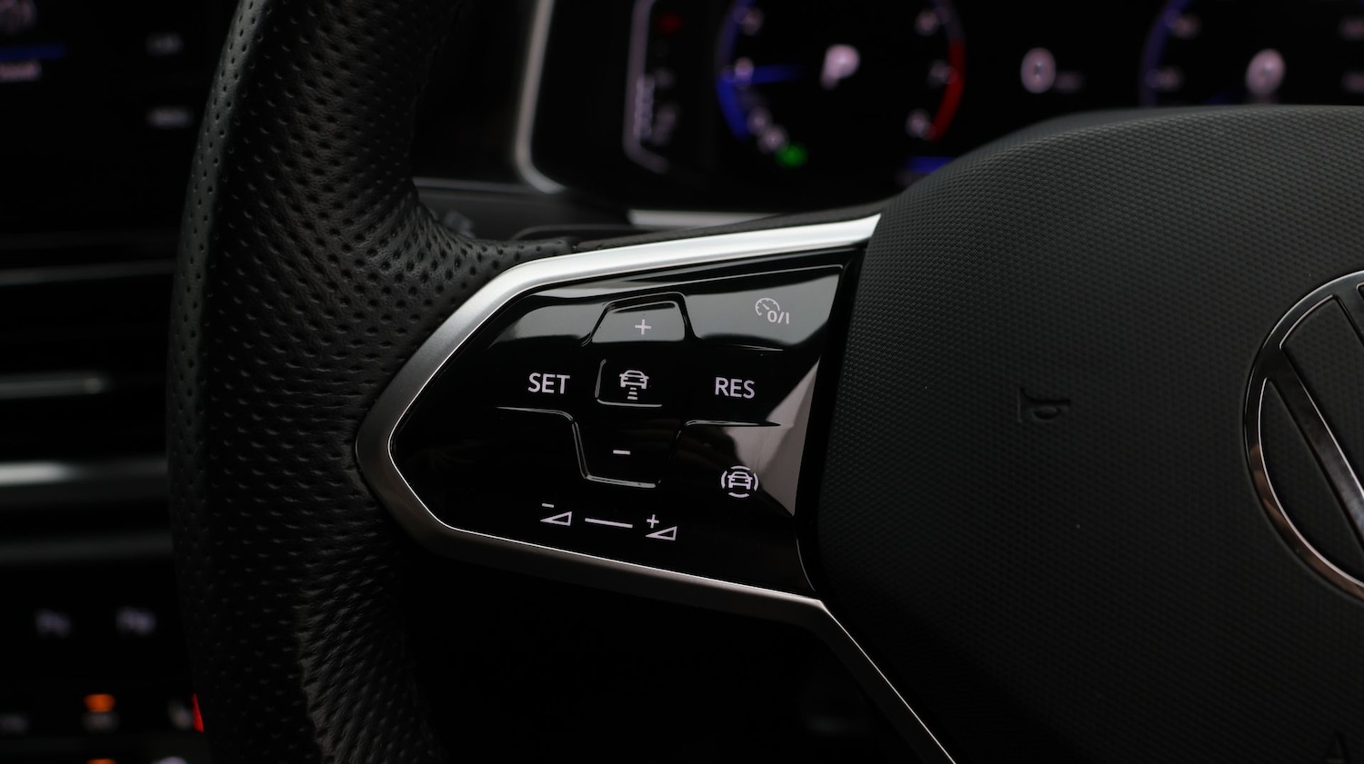 Used Volkswagen T-Roc 2022 for sale - 77399035: Photo 26