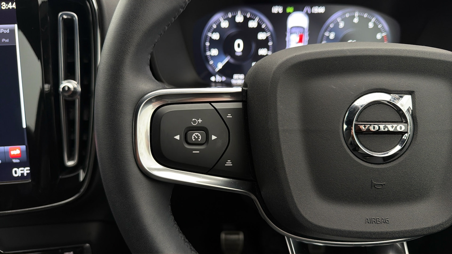 Used Volvo XC40 2022 for sale - 78024620: Photo 23