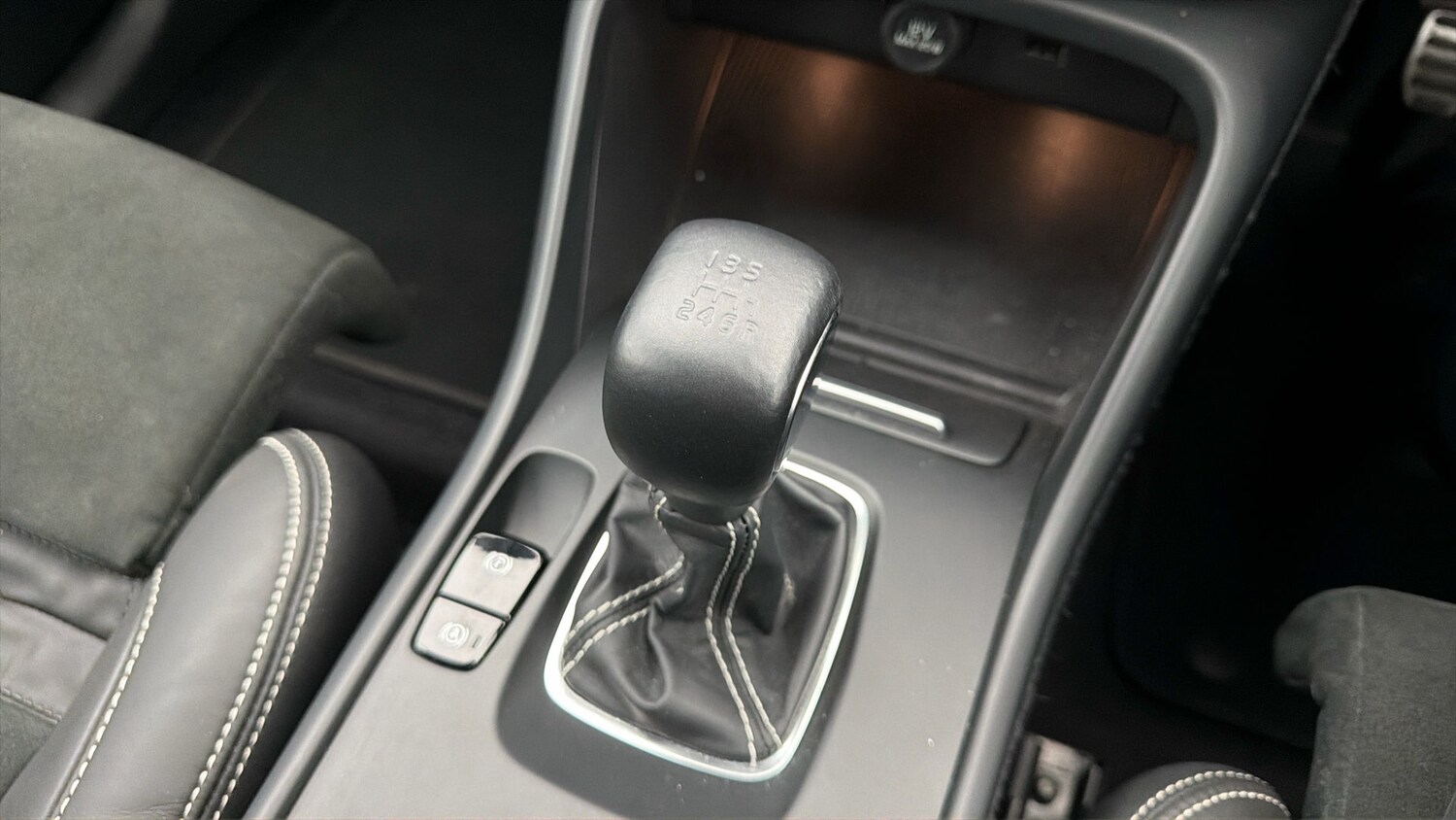 Used Volvo XC40 2022 for sale - 78024620: Photo 24