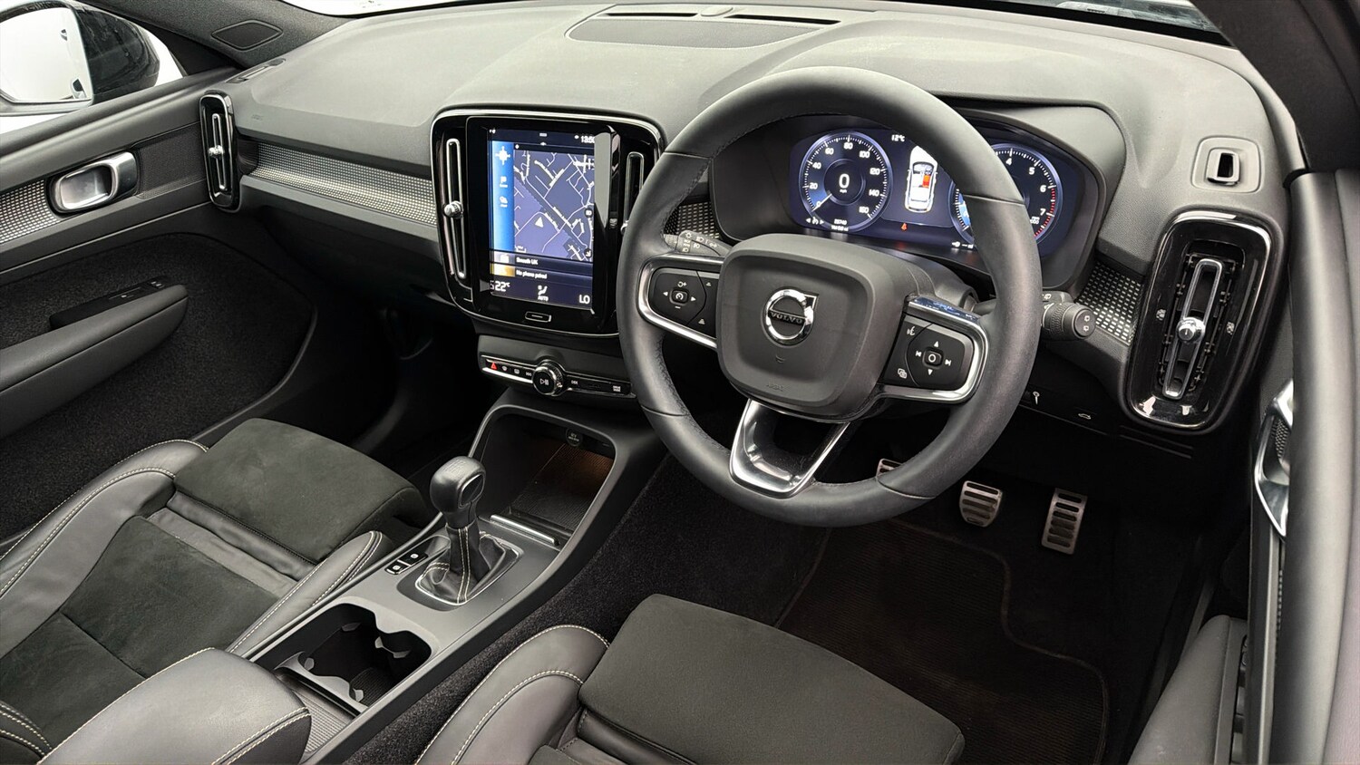 Used Volvo XC40 2022 for sale - 78024620: Photo 9