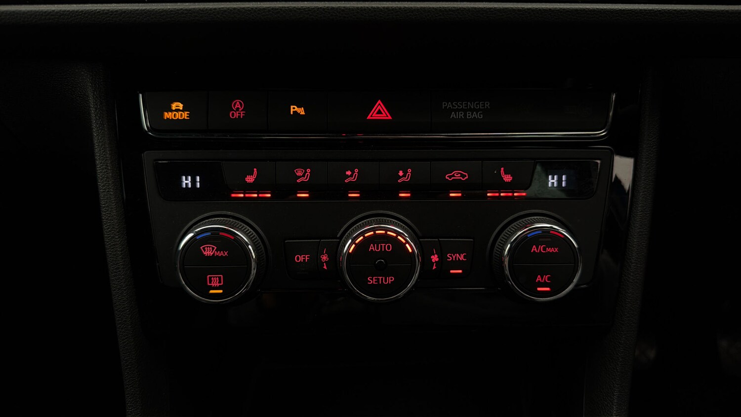 Used SEAT Leon 2019 for sale - 78011025: Photo 11