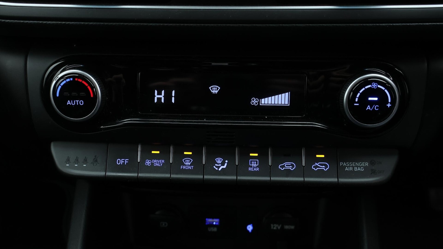 Used Hyundai KONA 2021 for sale - 76512892: Photo 13