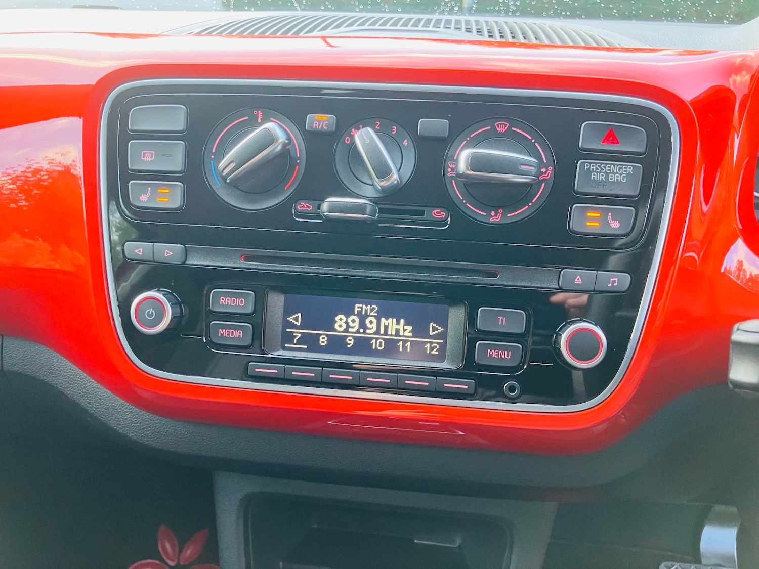 Used Volkswagen up! 2025 for sale - 76718983: Photo 13