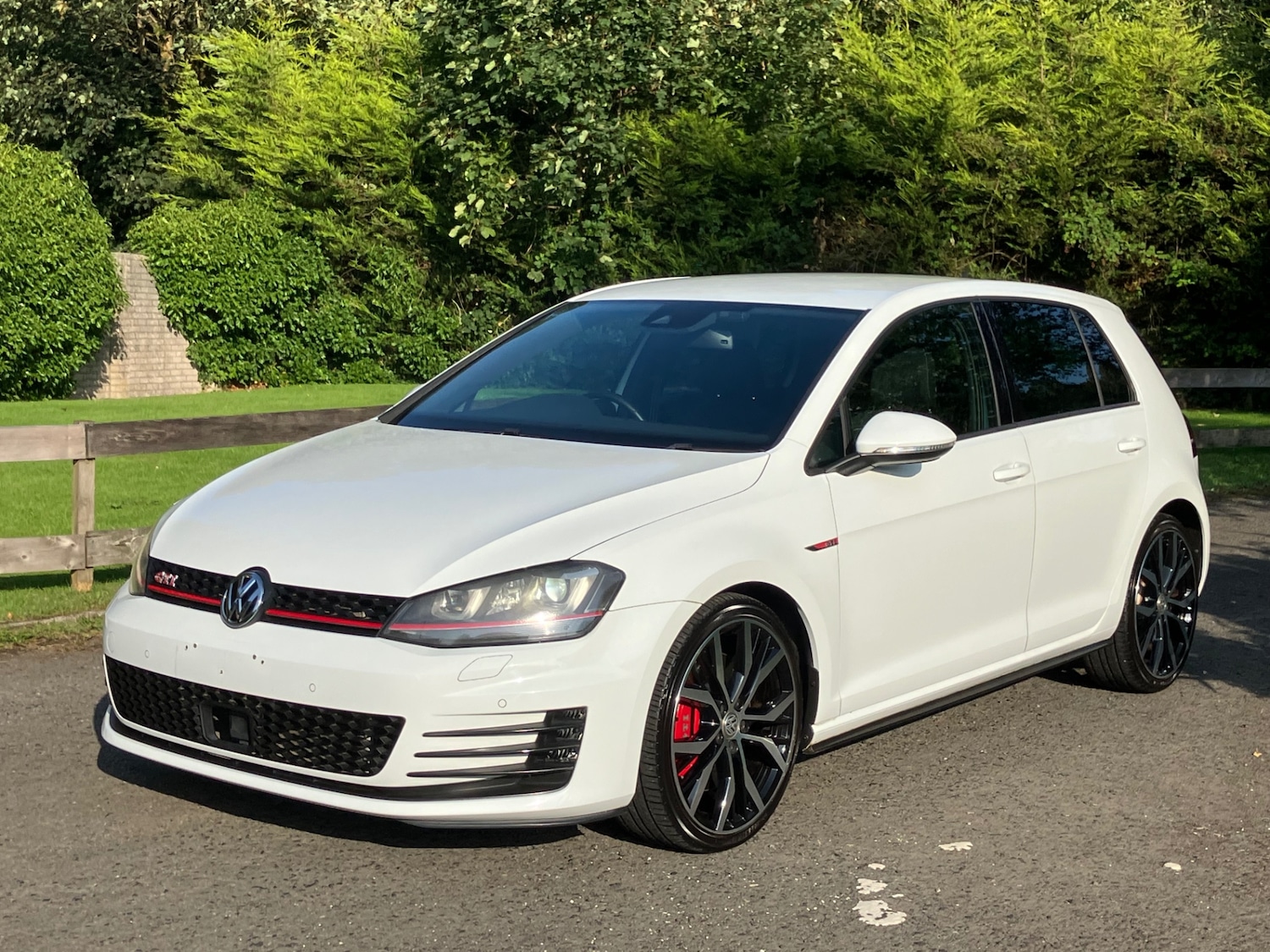 Used Volkswagen Golf 2025 for sale - 76719650: Photo 2