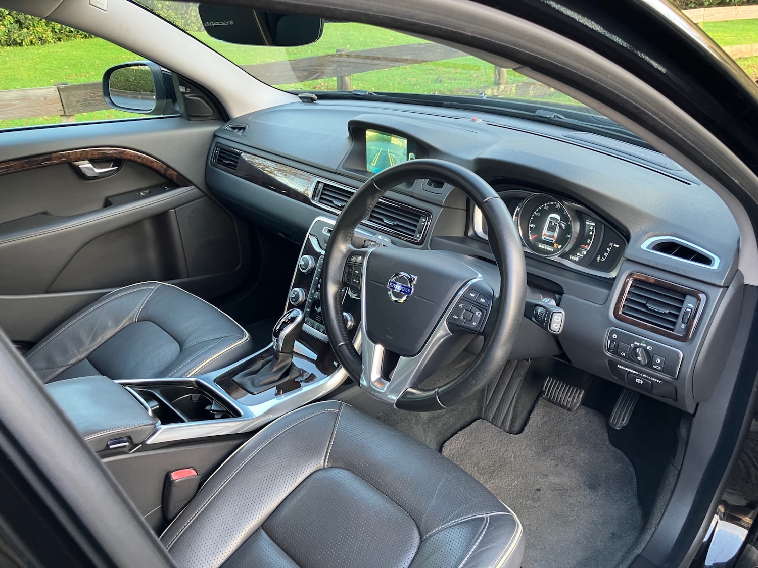 Used Volvo V70 2025 for sale - 76795098: Photo 9