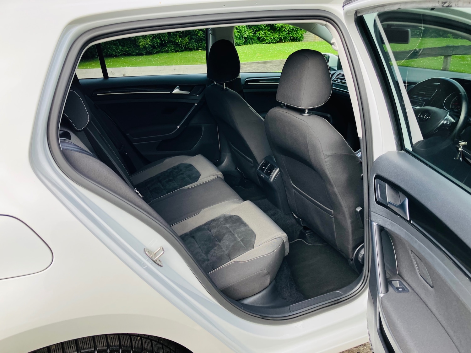 Used Volkswagen Golf 2013 for sale - 76720105: Photo 13