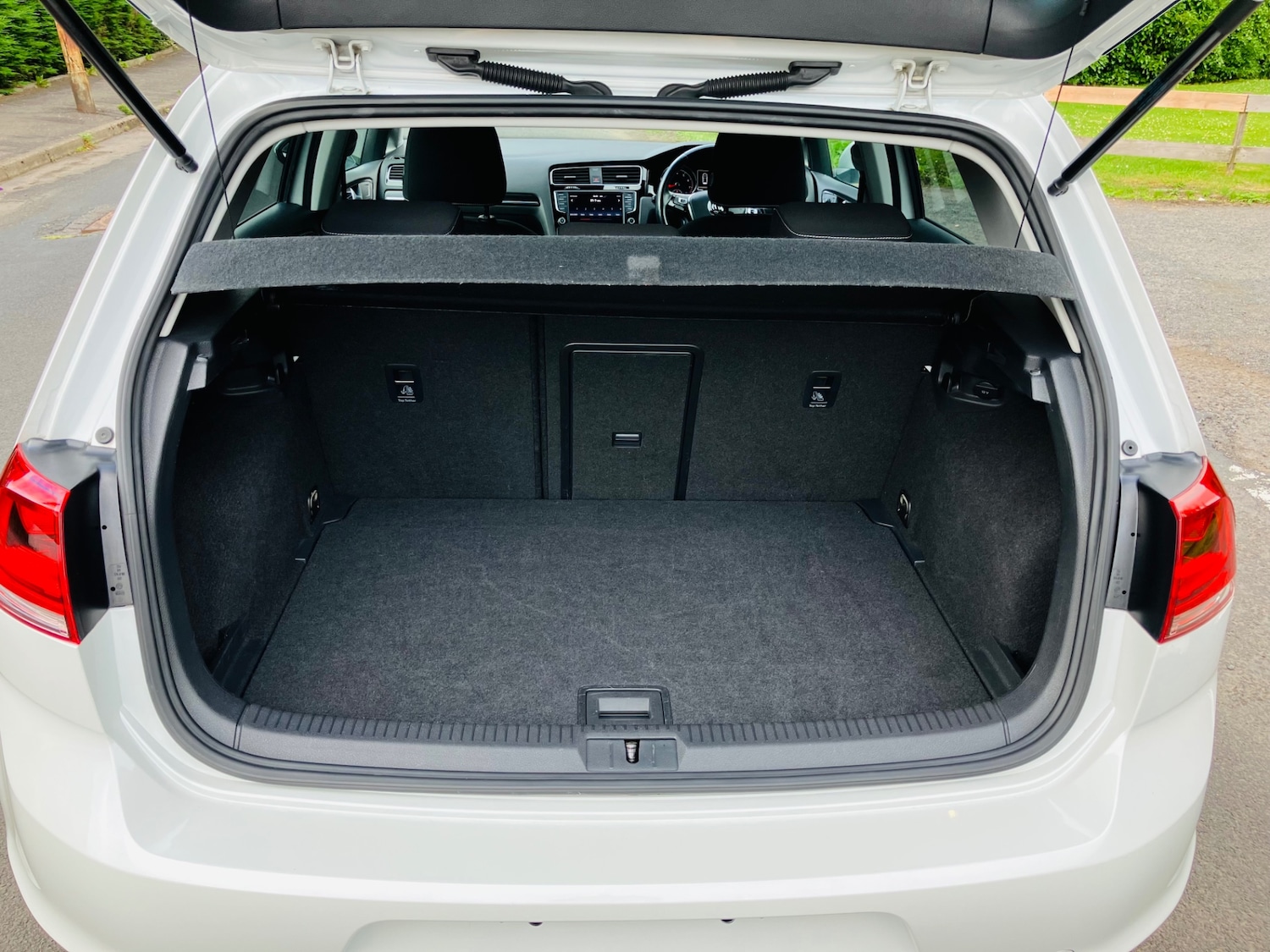 Used Volkswagen Golf 2013 for sale - 76720105: Photo 14