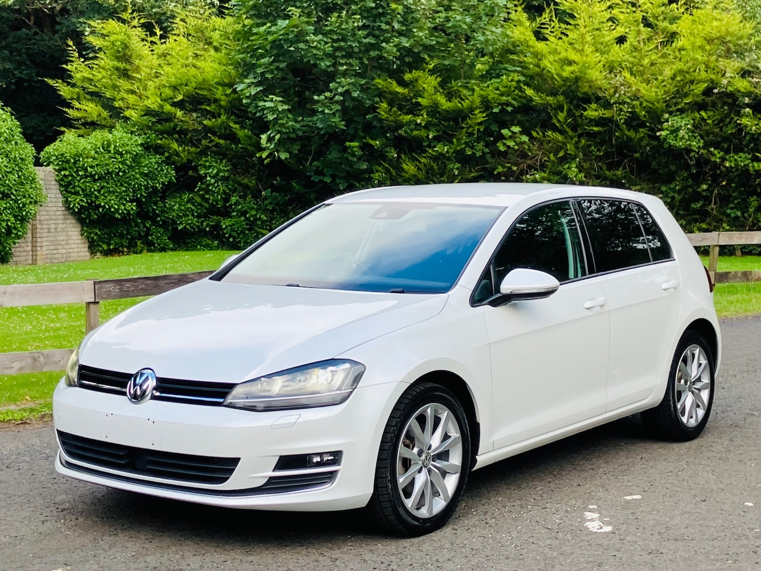 Used Volkswagen Golf 2013 for sale - 76720105: Photo 2