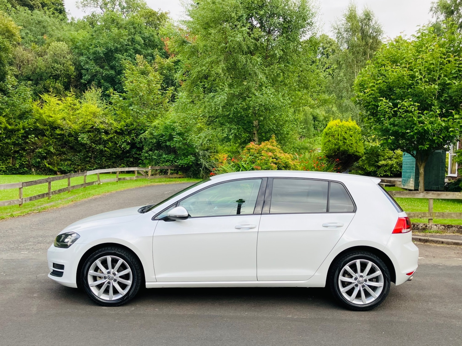 Used Volkswagen Golf 2013 for sale - 76720105: Photo 6