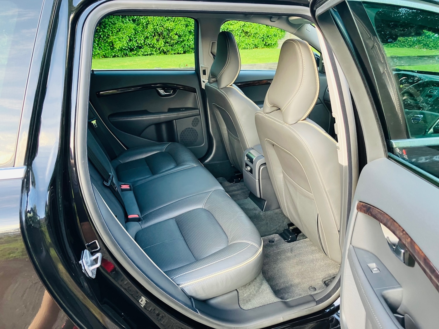 Used Volvo V70 2025 for sale - 77234006: Photo 13