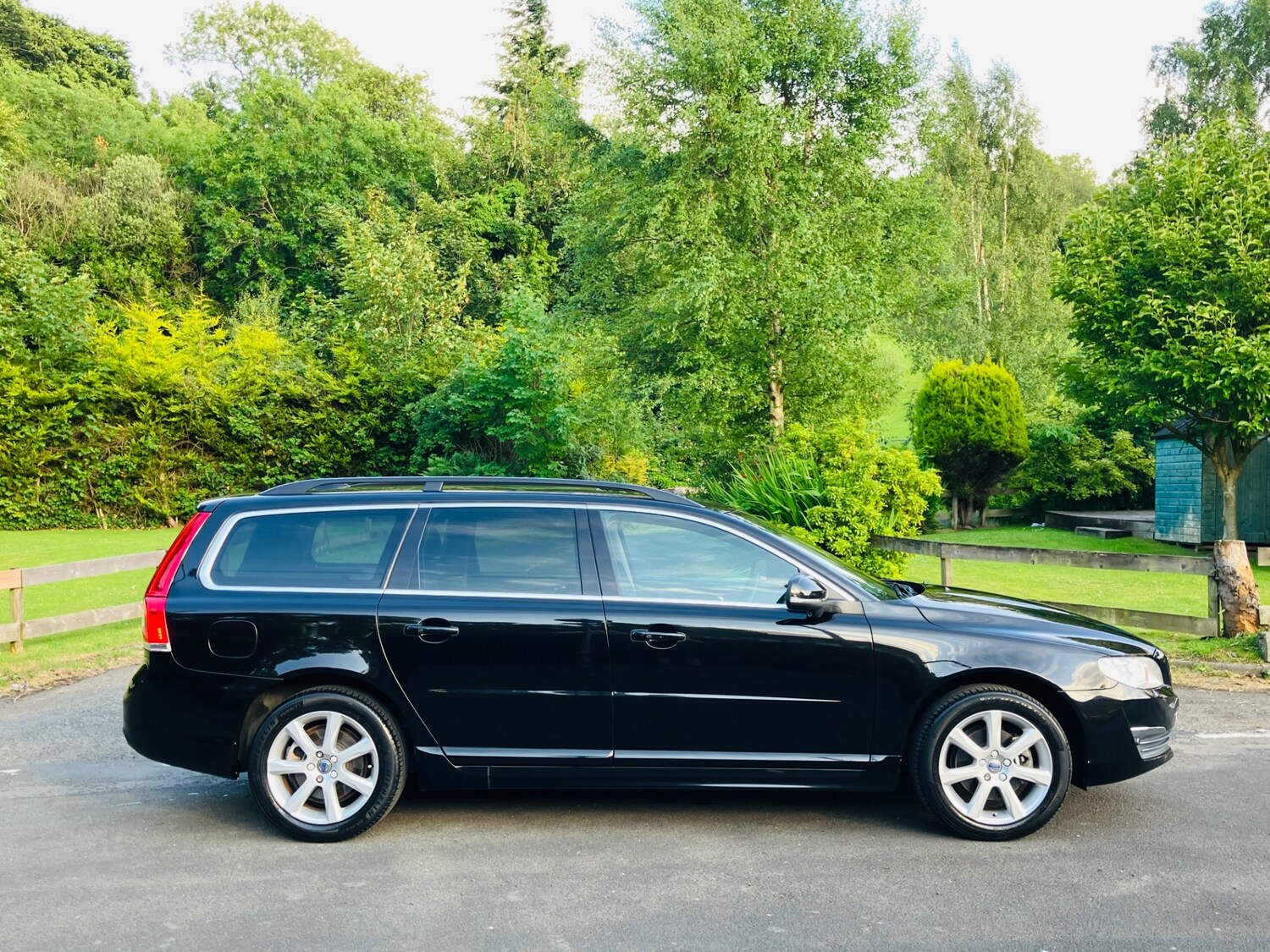 Used Volvo V70 2025 for sale - 77234006: Photo 6