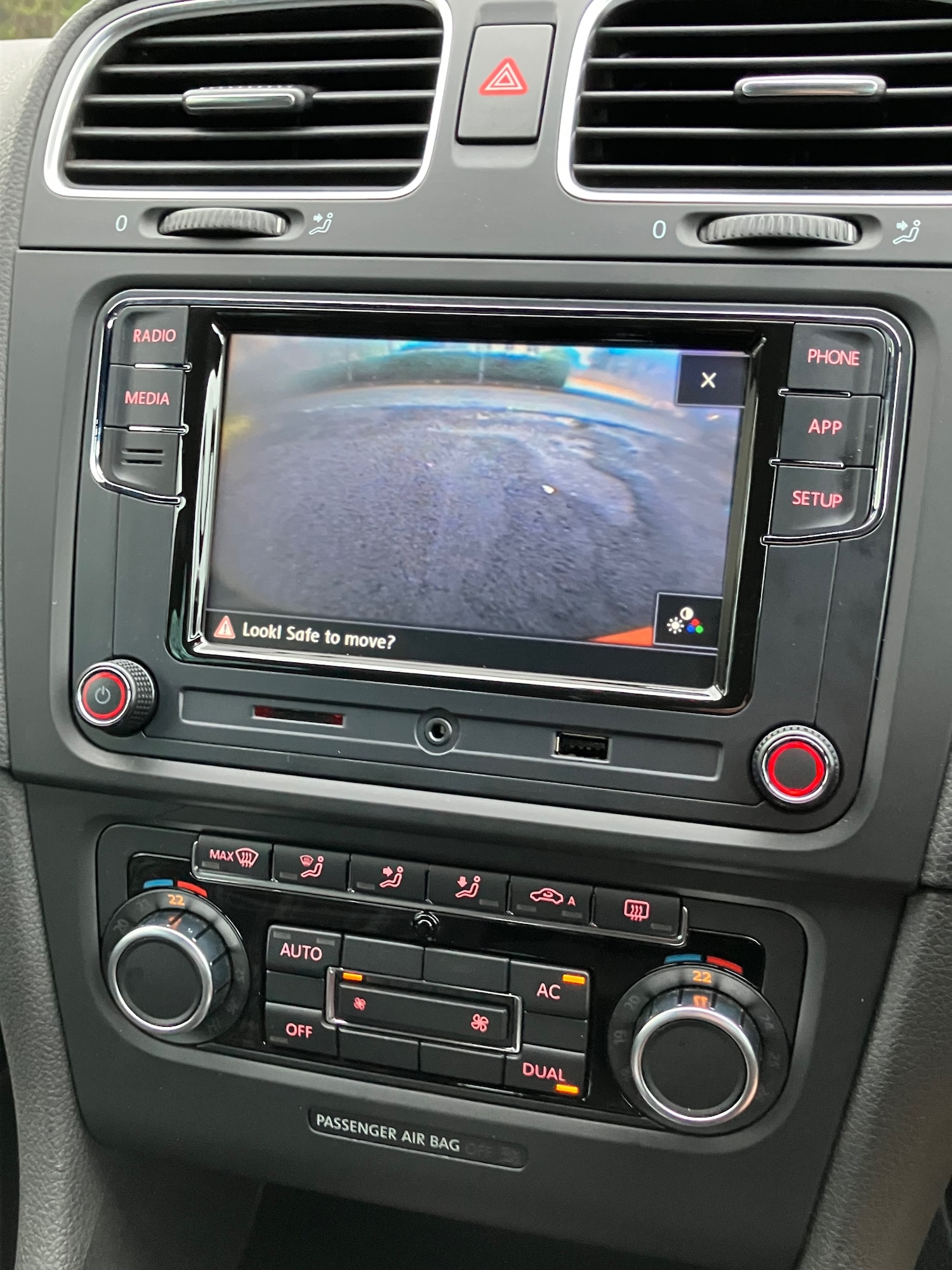 Used Volkswagen Golf 2010 for sale - 76818051: Photo 11