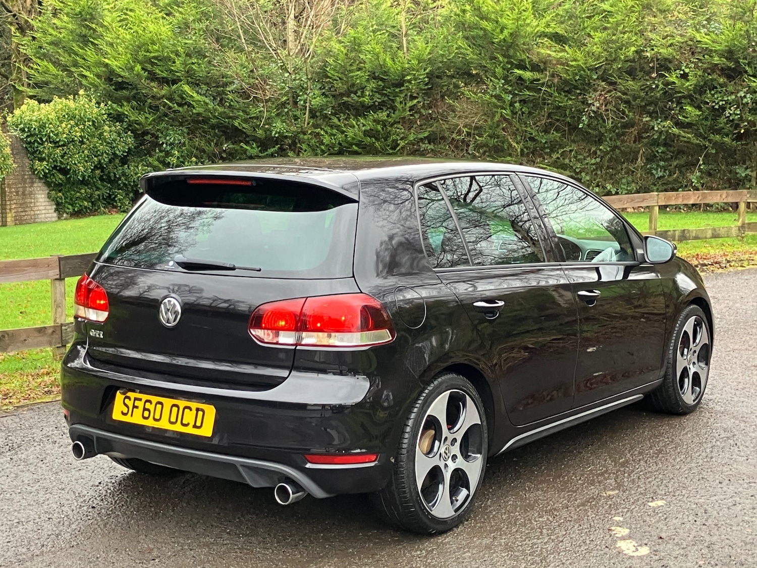 Used Volkswagen Golf 2010 for sale - 76818051: Photo 3