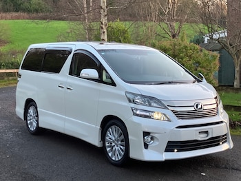 Used Toyota Vellfire 2014 for sale - 76786960: Photo