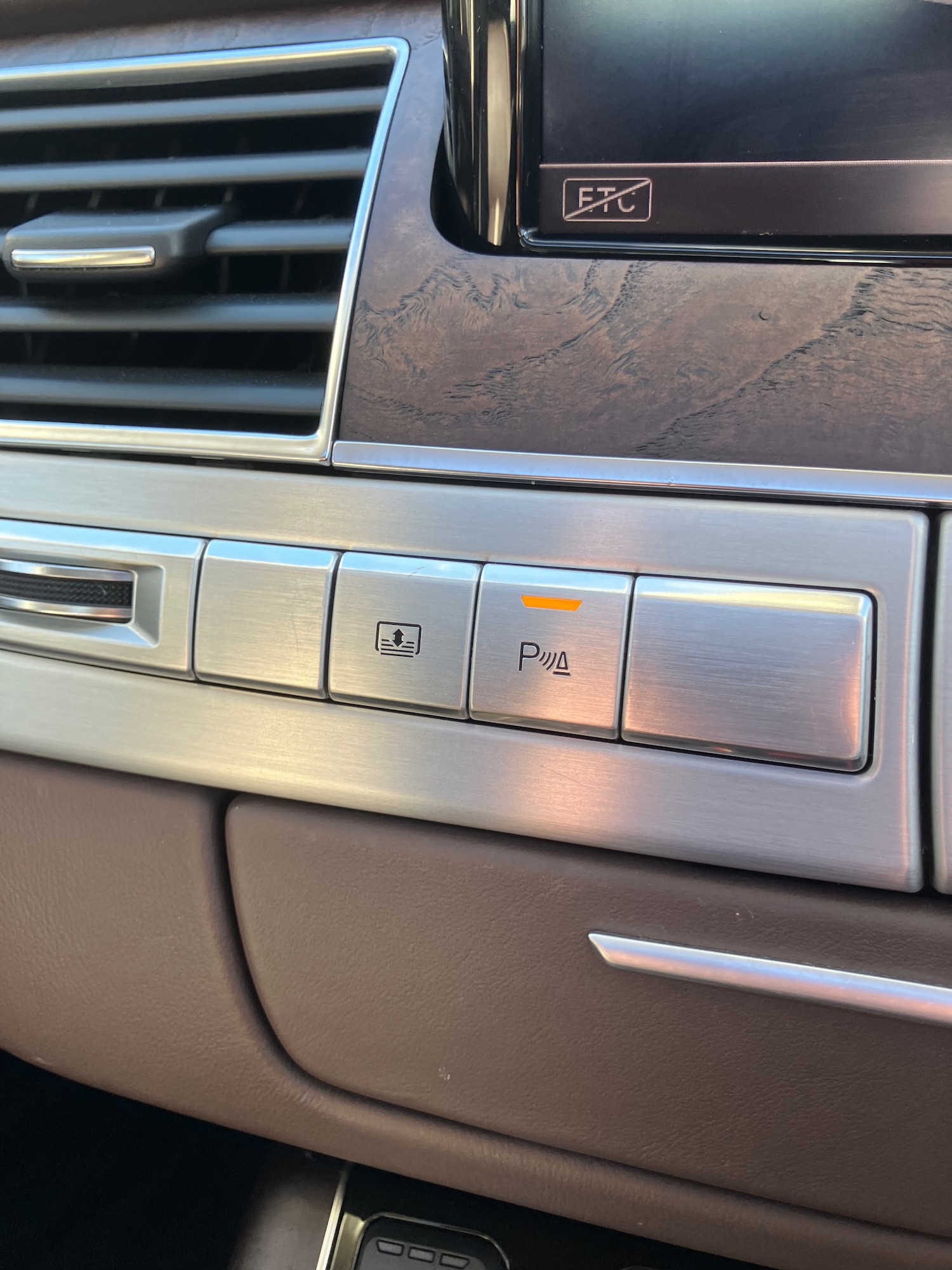 Used Audi A8 2011 for sale - 78189614: Photo 14