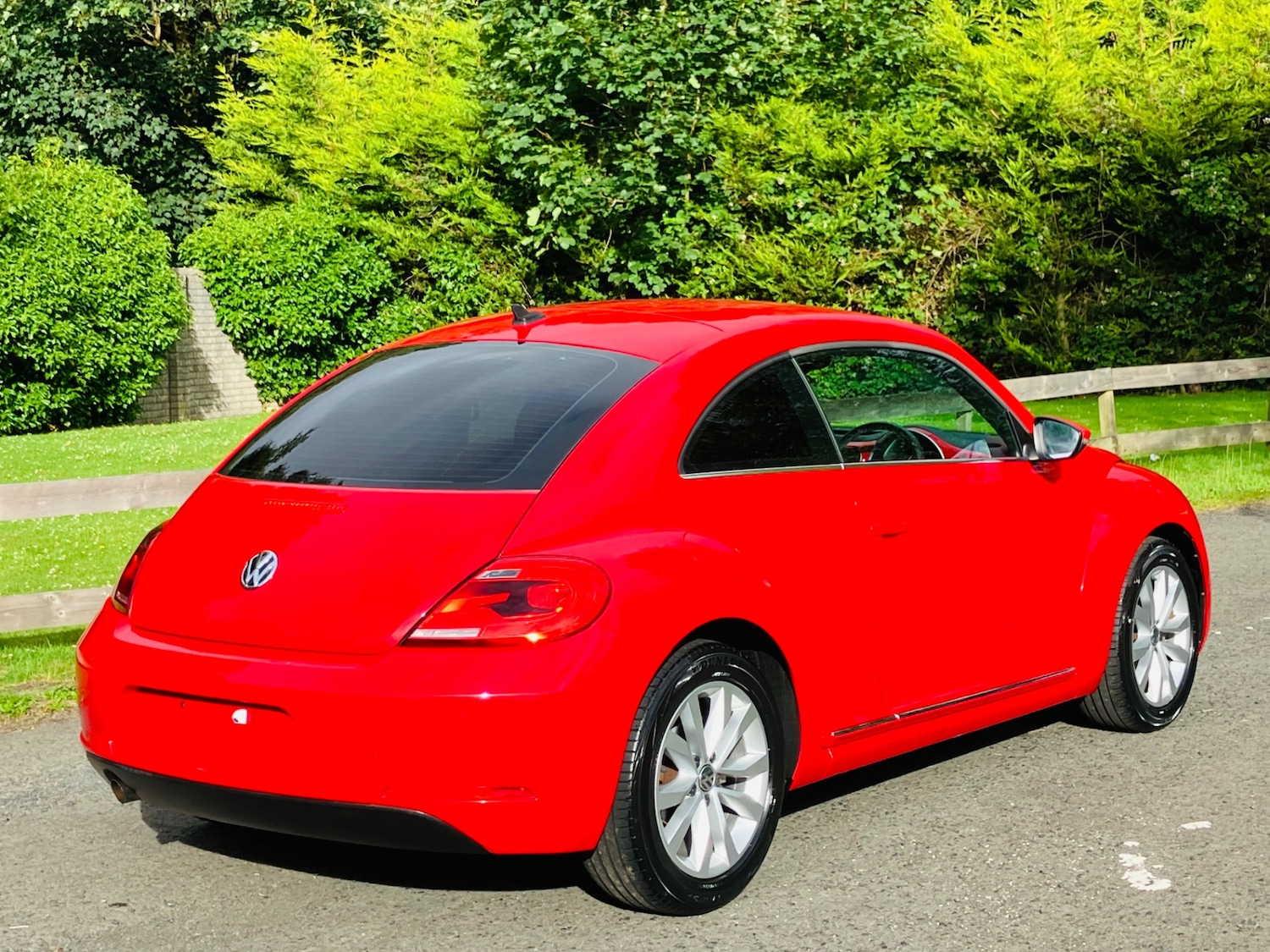 Used Volkswagen Beetle 2025 for sale - 76709659: Photo 3