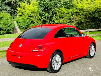 Used Volkswagen Beetle 2014 for sale - 76709659: Photo
