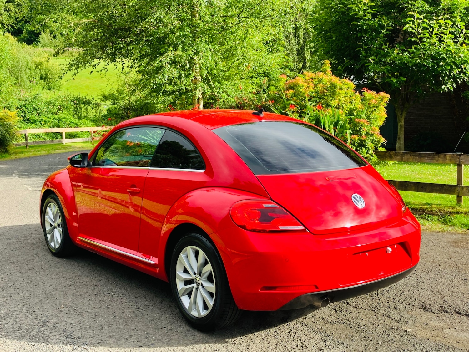 Used Volkswagen Beetle 2025 for sale - 76709659: Photo 4