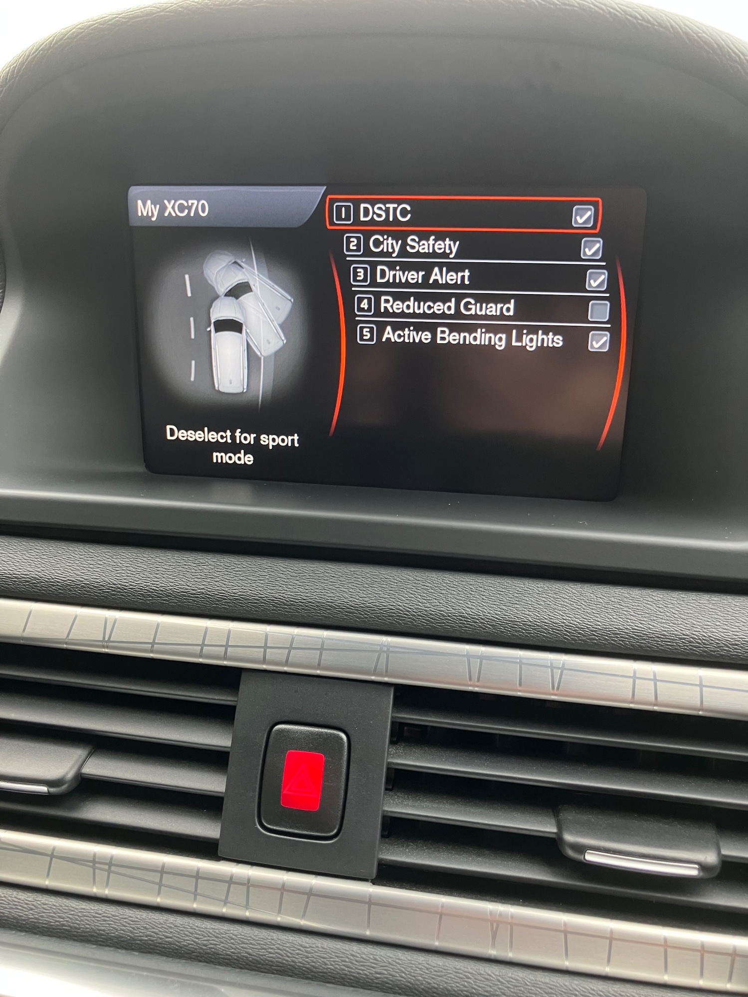 Used Volvo XC70 2026 for sale - 78091725: Photo 14