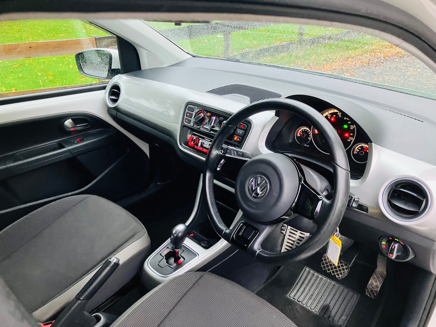 Used Volkswagen up! 2025 for sale - 77435869: Photo 9